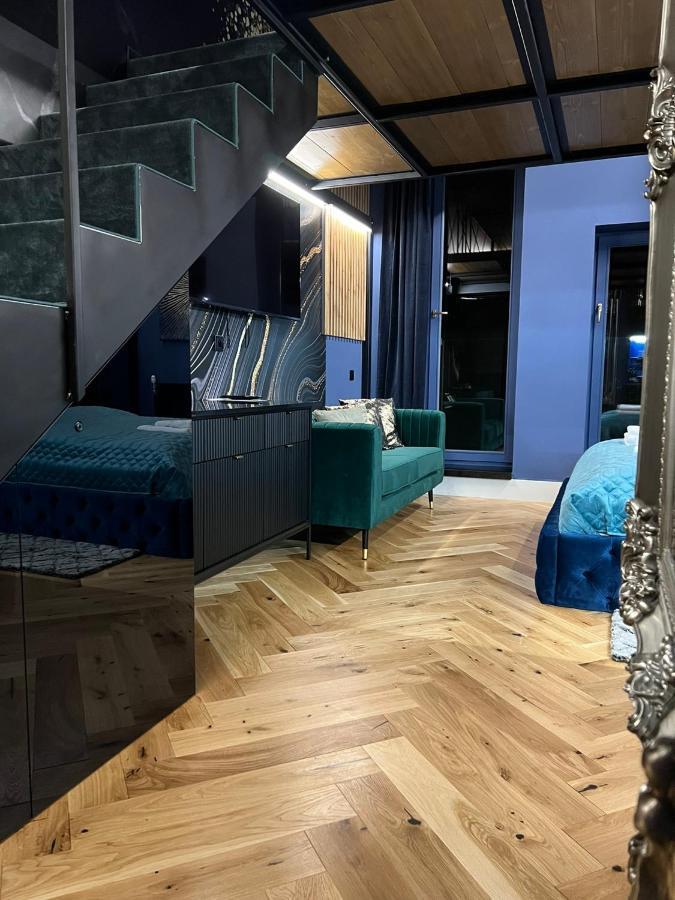 Lux 114 Apartment Košice Buitenkant foto